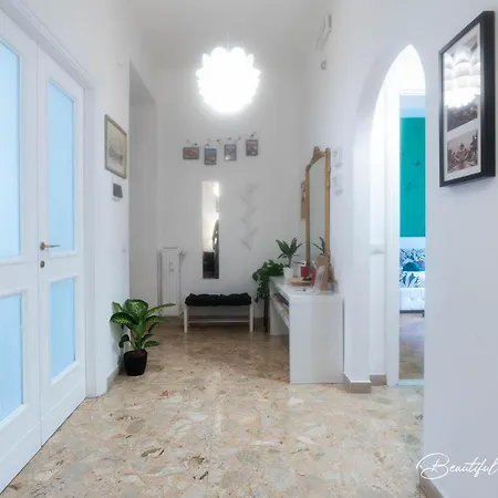 Beautiful In St Peter Apartment *