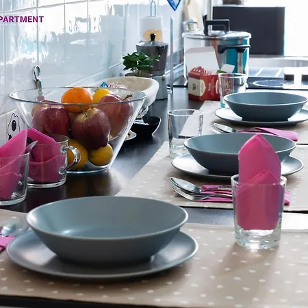 Beautiful In St Peter Apartment *